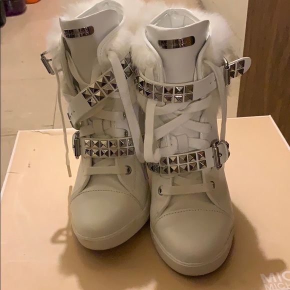 EUC MK white faux fur wedge sneakers!! - Picture 2 of 4